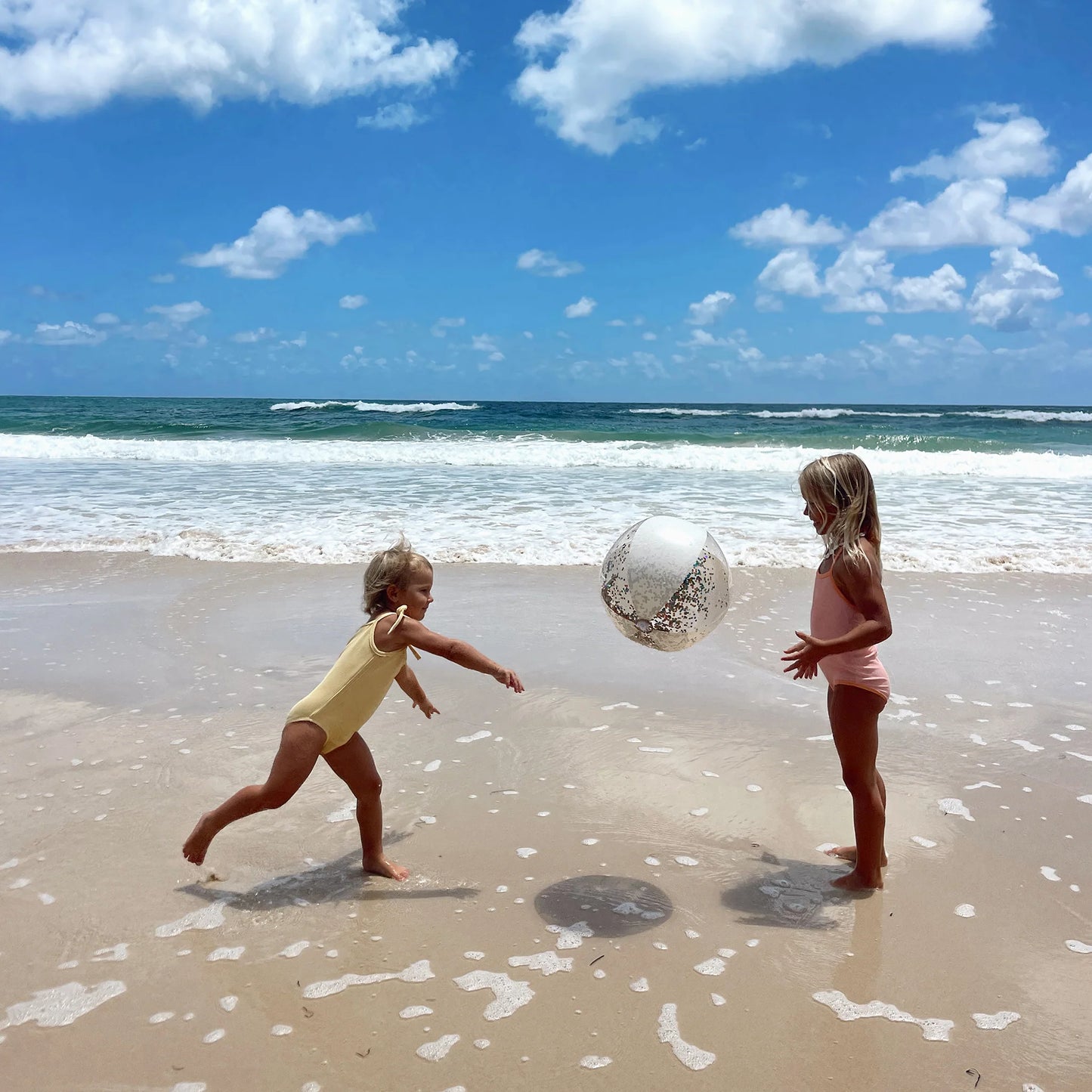 INFLATABLE BEACH BALL COTTON CANDY GLITTER