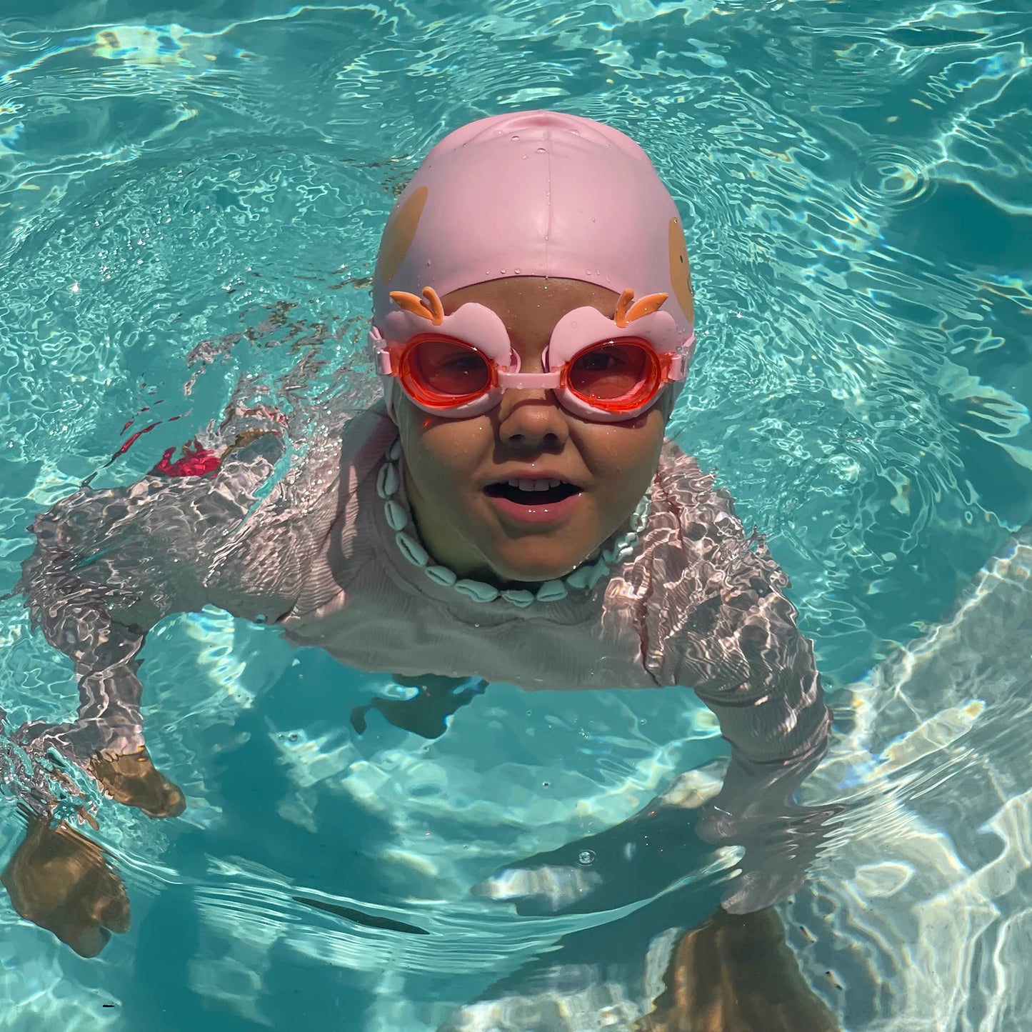 MINI SWIM GOGGLES COTTON CANDY CHERRY