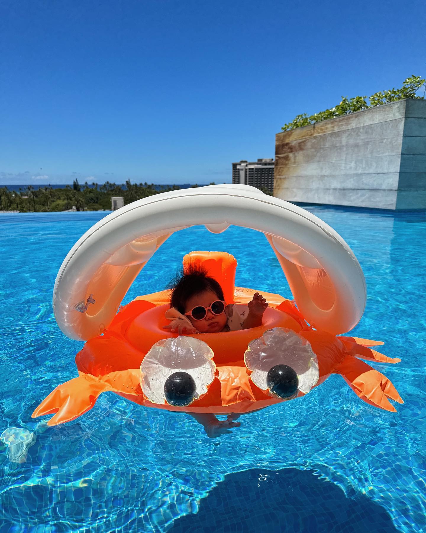 BABY FLOAT SONNY THE SEA CREATURE NEON ORANGE