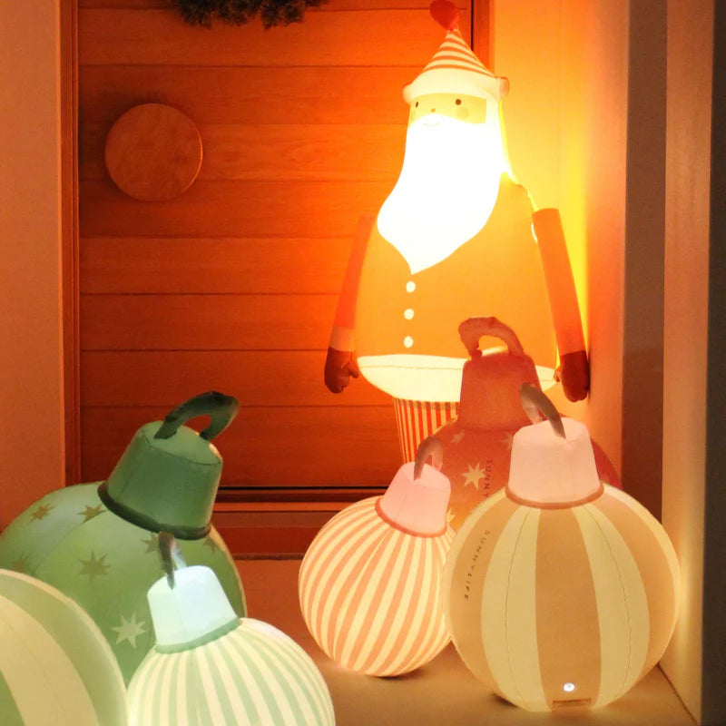 LIGHT UP STANDING SANTA